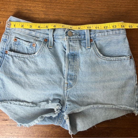 Levi’s 501 High Rise Women’s Shorts Size 28 - Picture 8 of 13